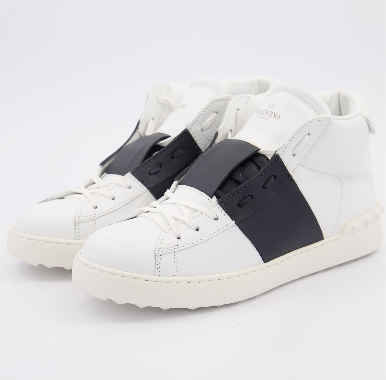 VALENTINO GARAVANI
Black & White Leather Two Tone Trainers