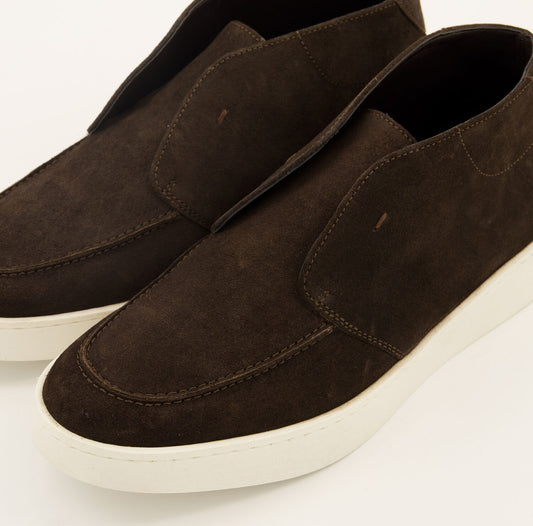 Mercer & Madison Brown Leather Chukka Shoes – Limited Edition Classic Versatility
