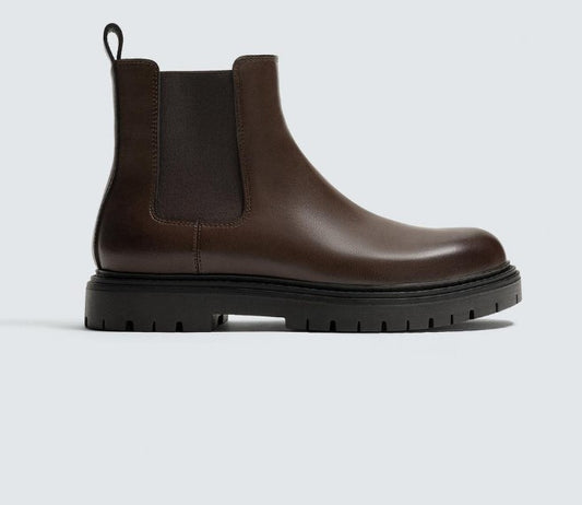 Chunky Chelsea Boots – Contemporary Cool with a Bold Edge